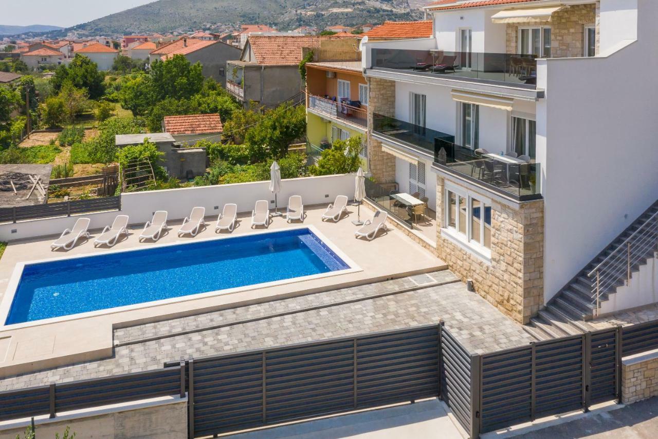 Apartments Apollo Trogir Luaran gambar